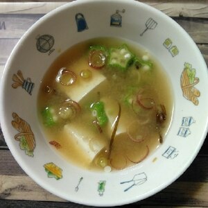 ６分！？生姜&塩昆布❤豆腐とオクラの味噌汁♪